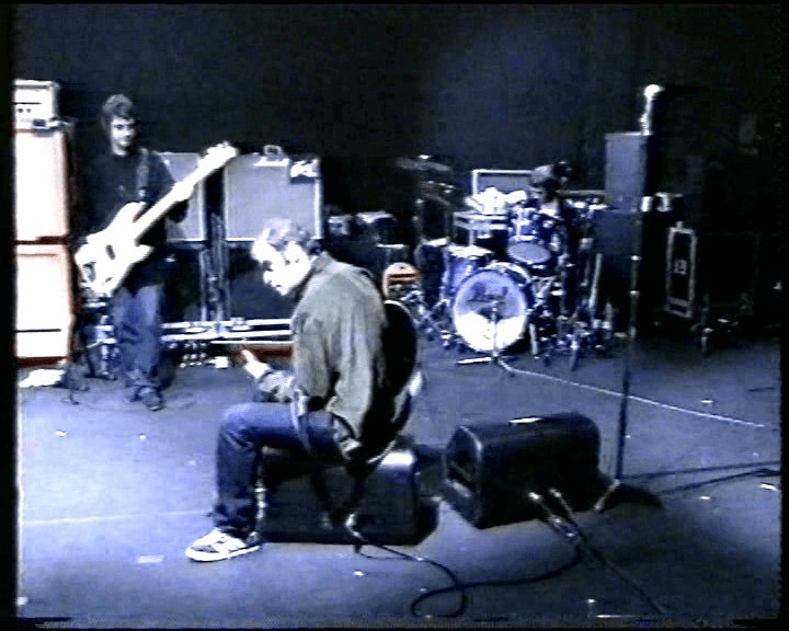 Oasis at Kings Cross Rehearsal Studios - November 3, 1995