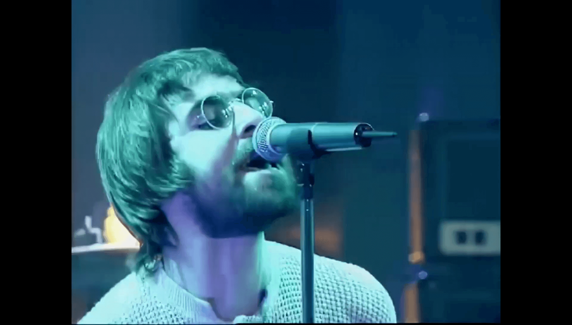 Oasis at Elstree Studios (UK) - February 21, 1996