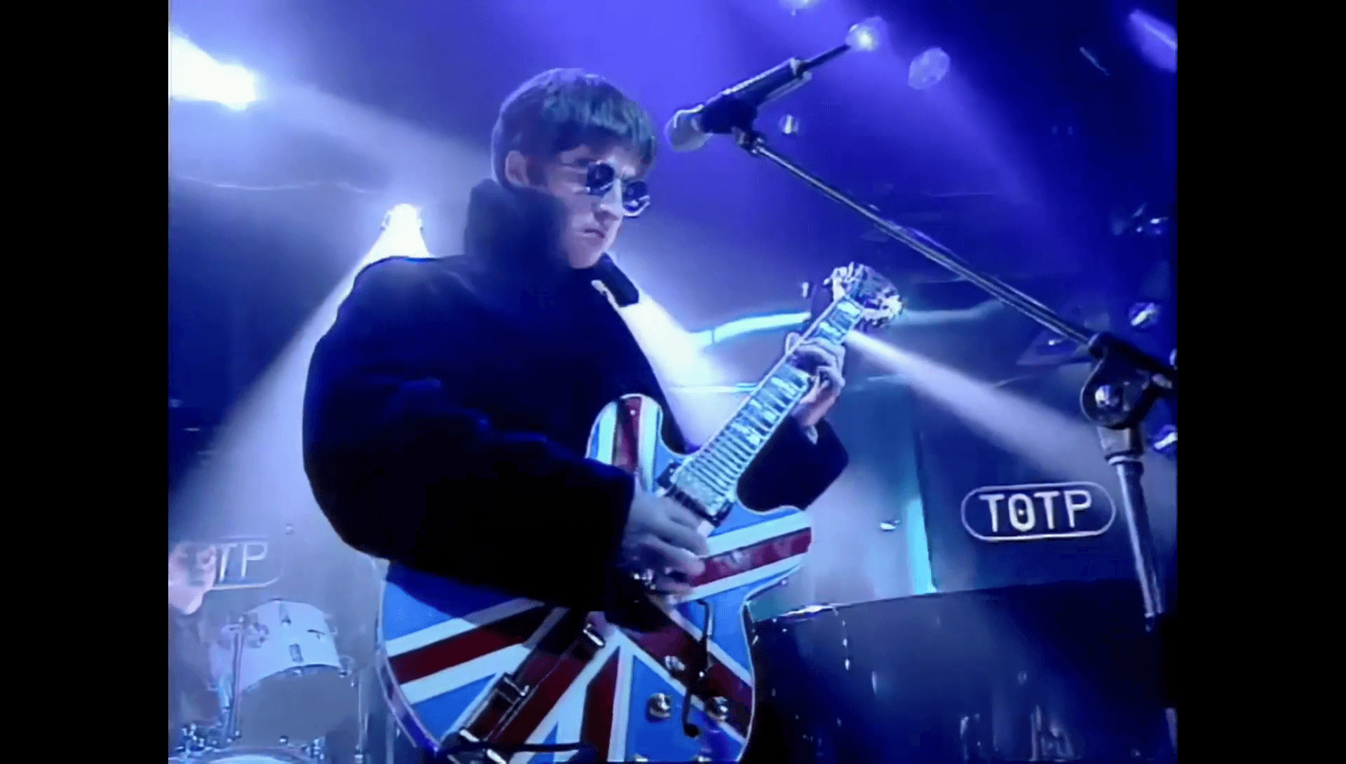 Oasis at Elstree Studios (UK) - February 21, 1996