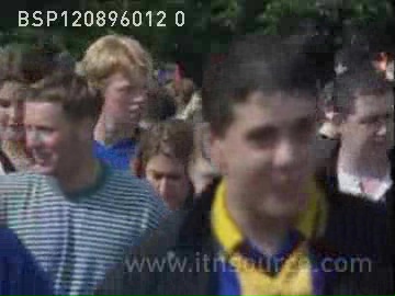 Oasis at Channel 4 New Special Report: Oasis at Knebworth - August 12, 1996