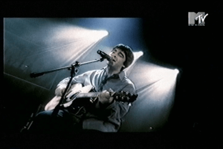 Oasis at Italy - November 17, 1997