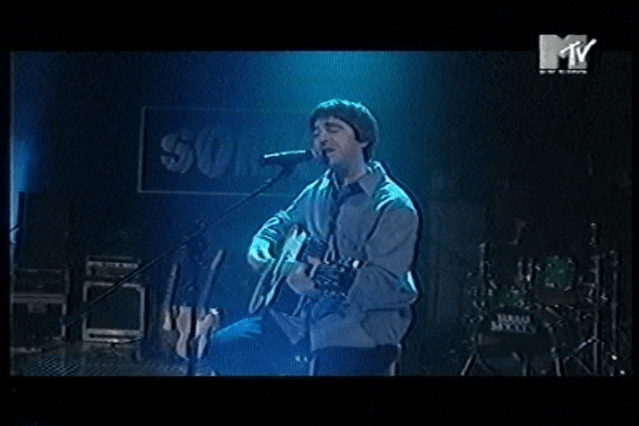Oasis at Italy - November 17, 1997
