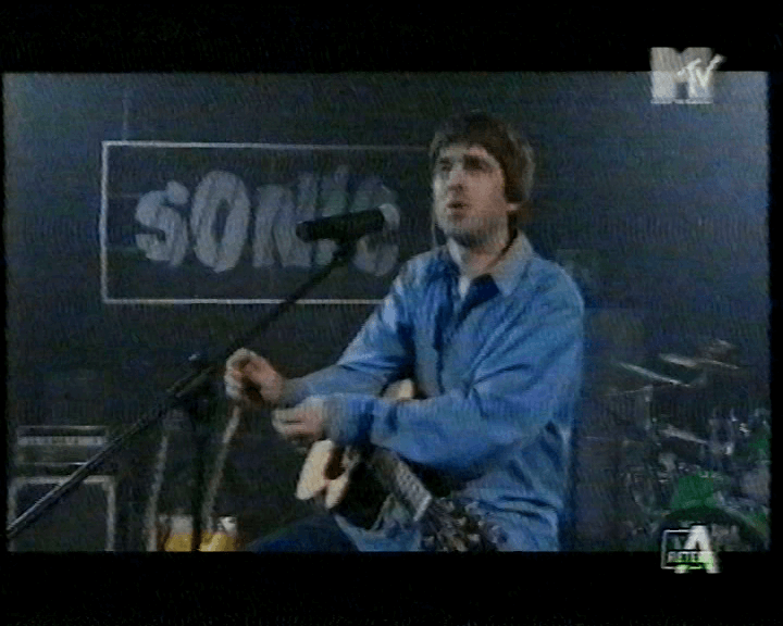 Oasis at Italy - November 17, 1997