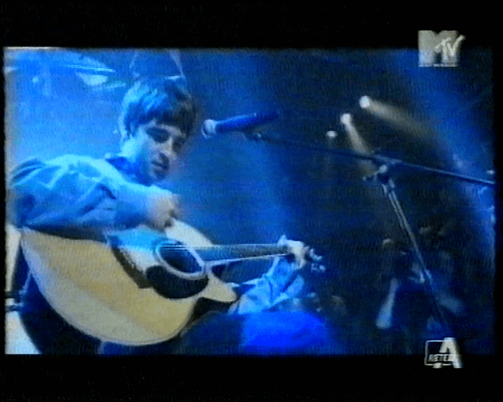 Oasis at Italy - November 17, 1997