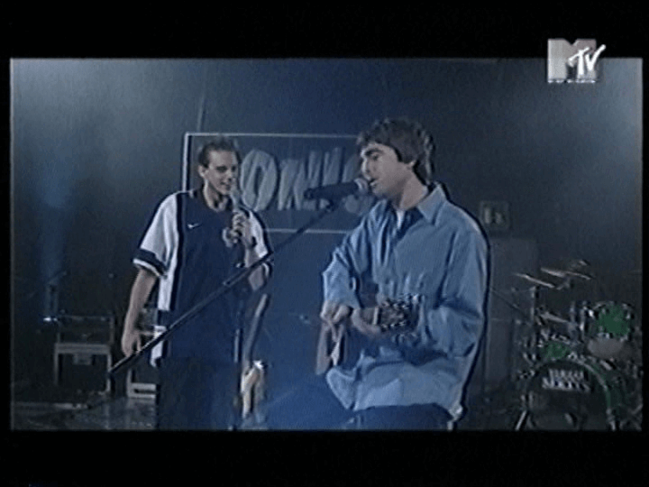 Oasis at Italy - November 17, 1997