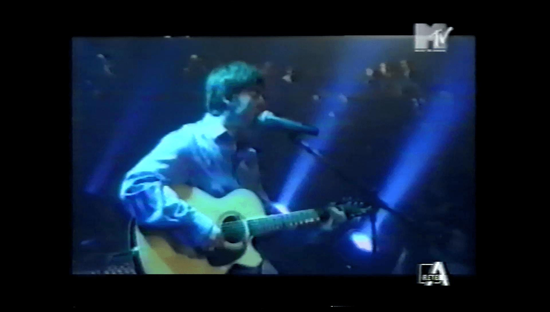 Oasis at Italy - November 17, 1997