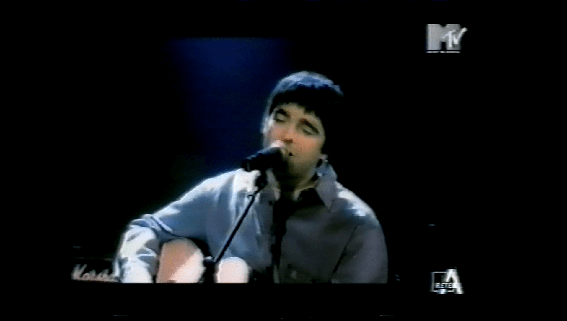 Oasis at Italy - November 17, 1997