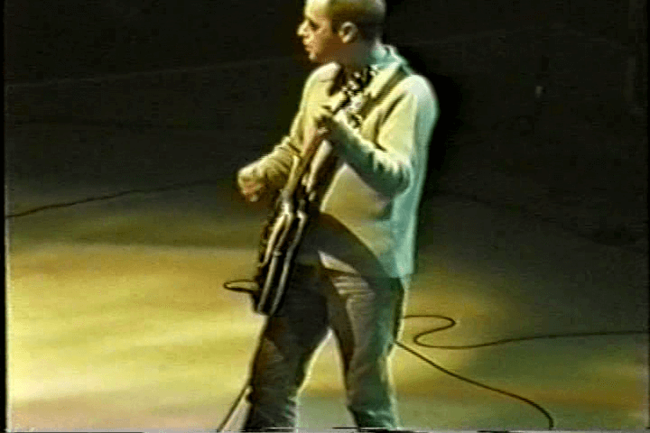 Oasis at Continental Airlines Arena; E Rutherford, NJ - January 12, 1998