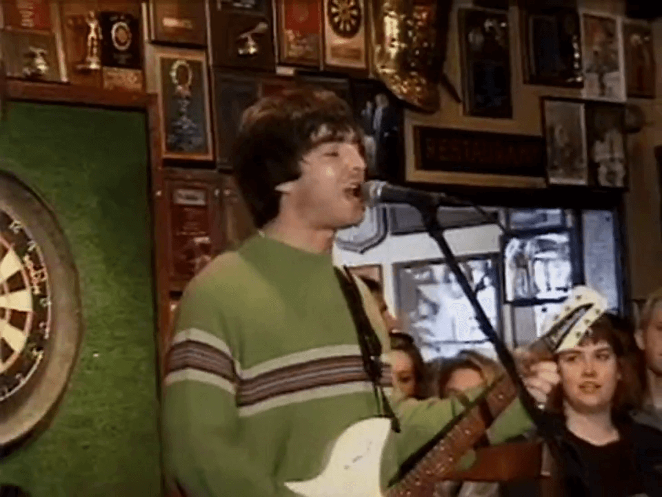 Oasis at Kings Head Pub; Santa Monica, CA, USA - January 28, 1998