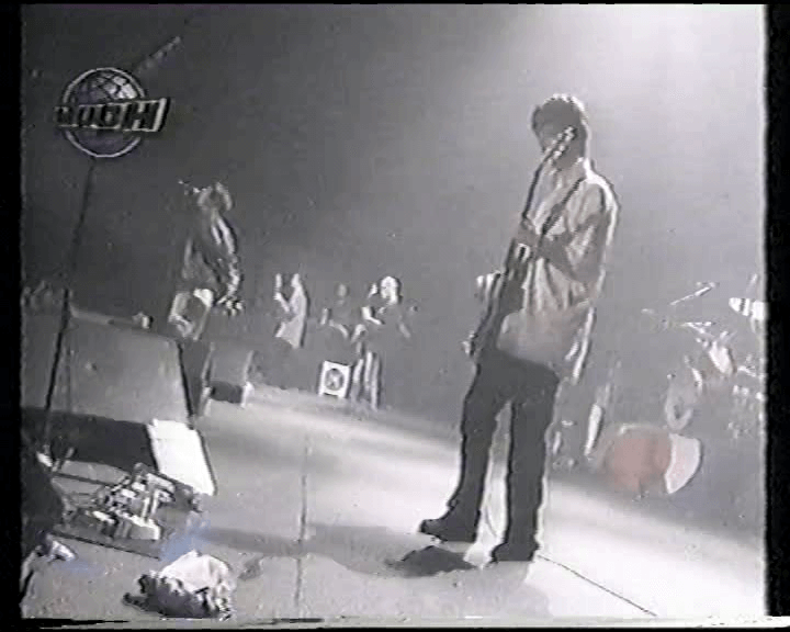 Oasis at Luna Park; Buenos Aires, Argentina - March 18, 1998