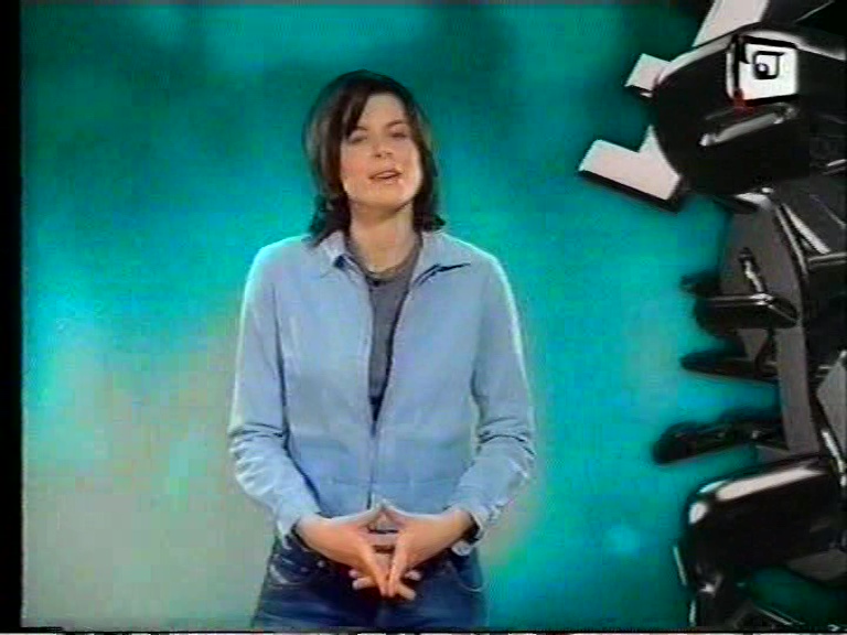 Oasis at  - February, 2000