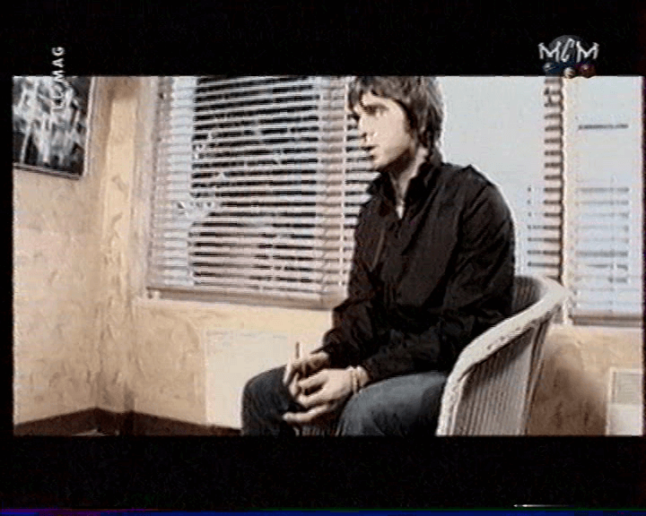 Oasis at France - March 2000