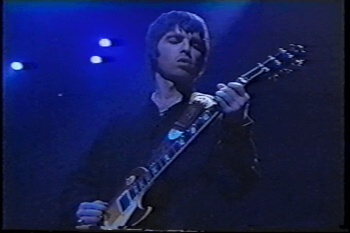 Oasis at Maple Leaf Gardens; Toronto, Canada - April 29, 2000