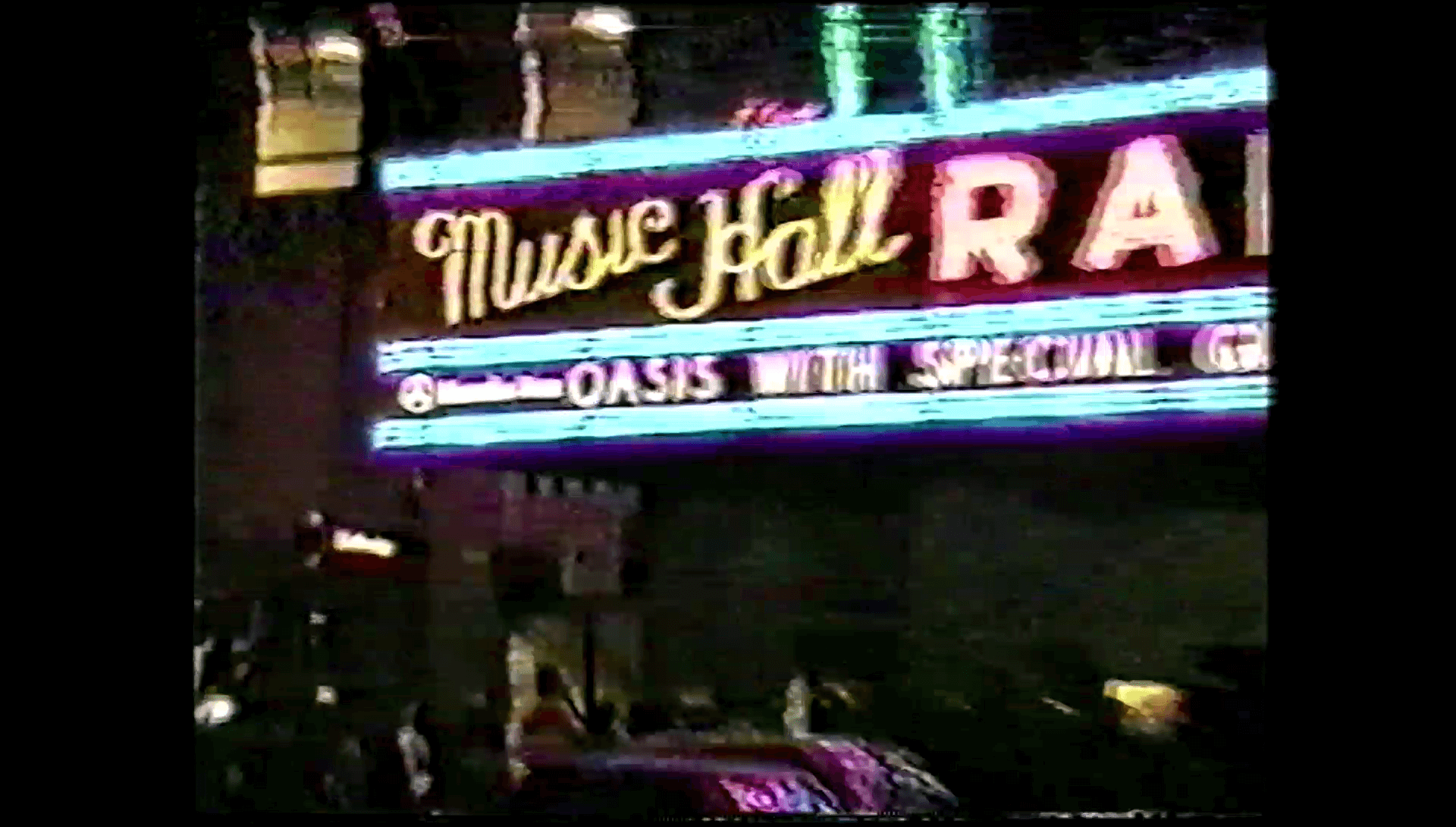 Oasis at Radio City Music Hall; New York, NY - May 1, 2000