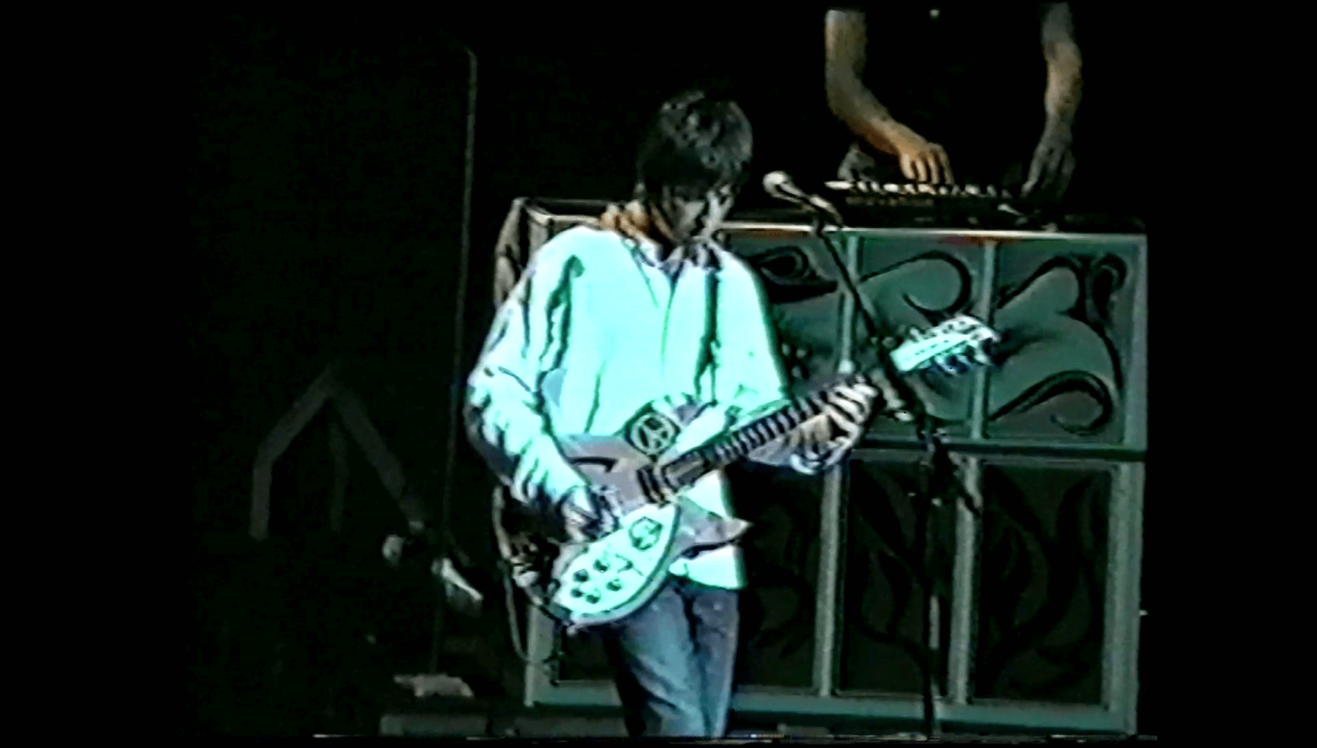 Oasis at Radio City Music Hall; New York, NY - May 1, 2000