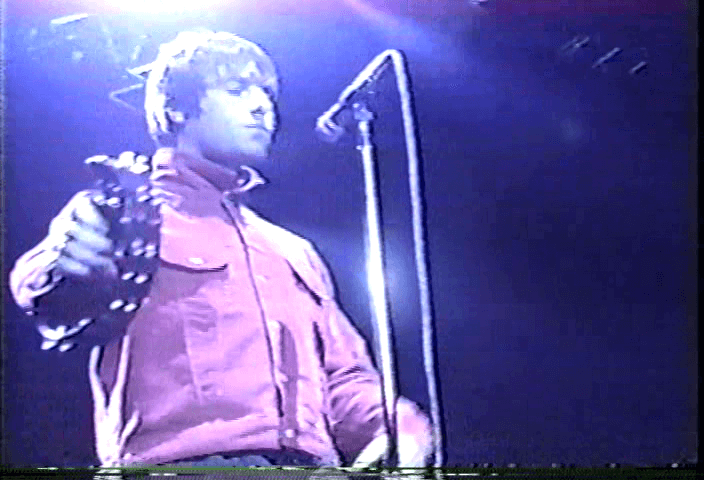 Oasis at Tweeter Center, Boston, MA, USA - June 11, 2001