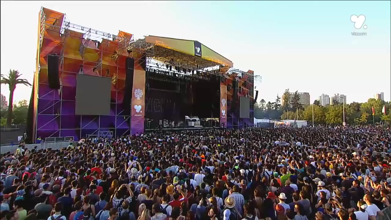 Noel Gallagher at Lollapalooza; Santiago, Chile - March 20, 2016
