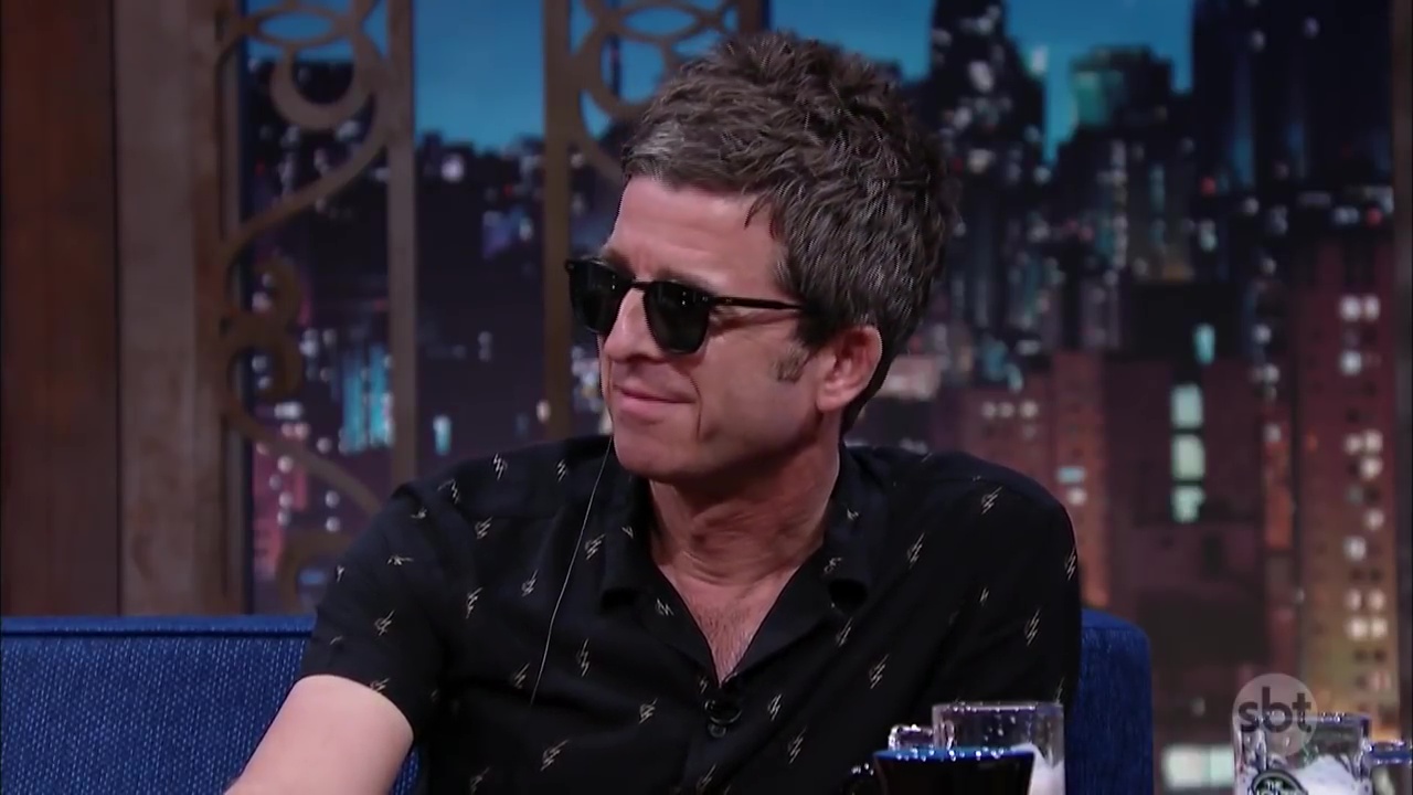 Noel Gallagher at The Noite com Danilo Gentili, Brazil - October 20, 2017