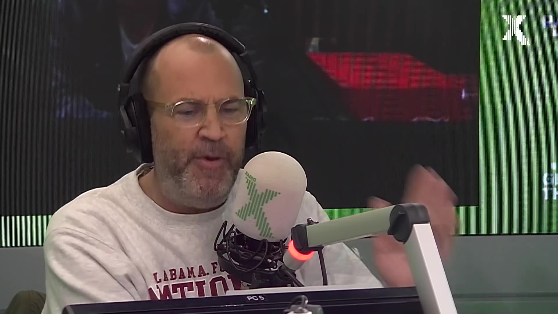 Noel Gallagher at Johnny Vaughan, Radio X - April 29, 2021