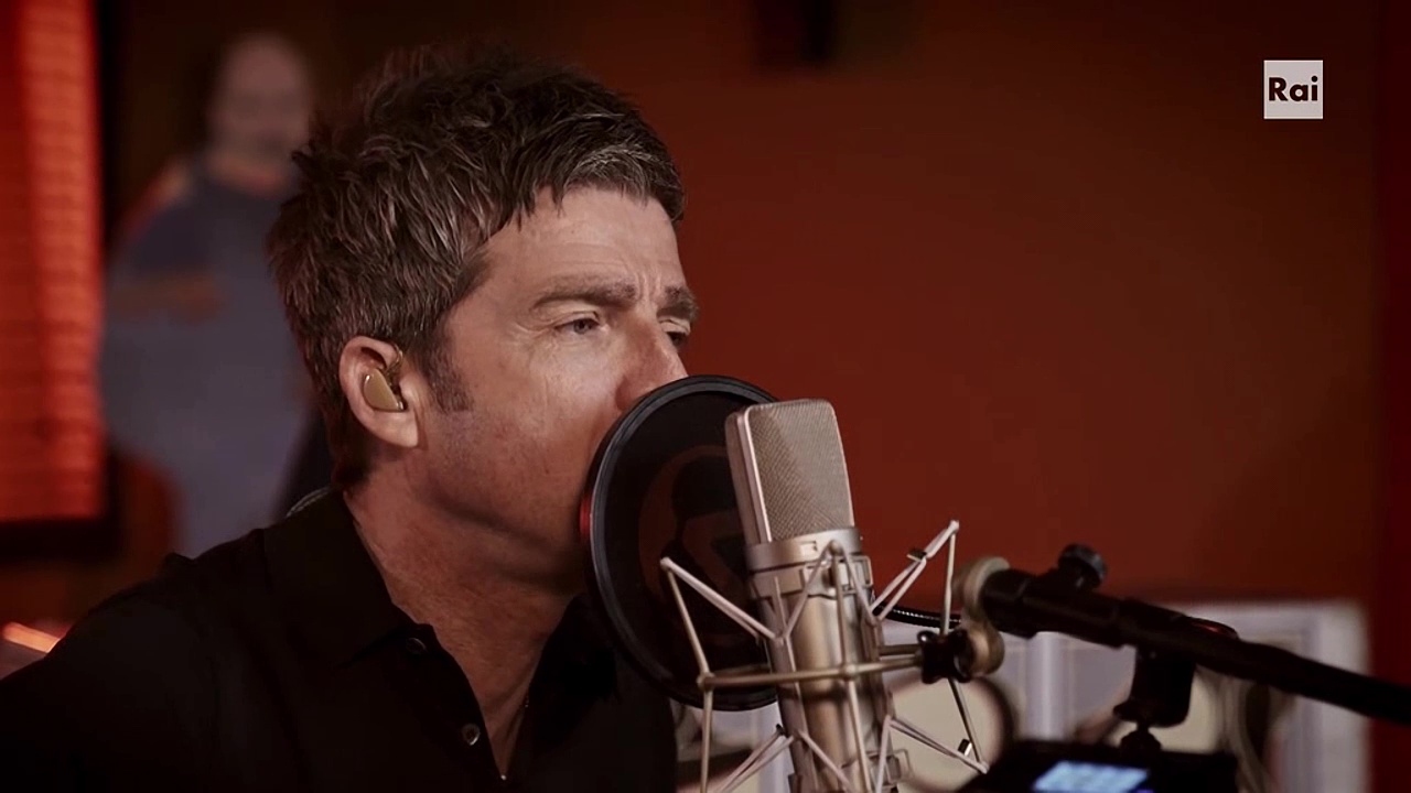 Noel Gallagher at Lonestar Studios, London - May 1, 2021